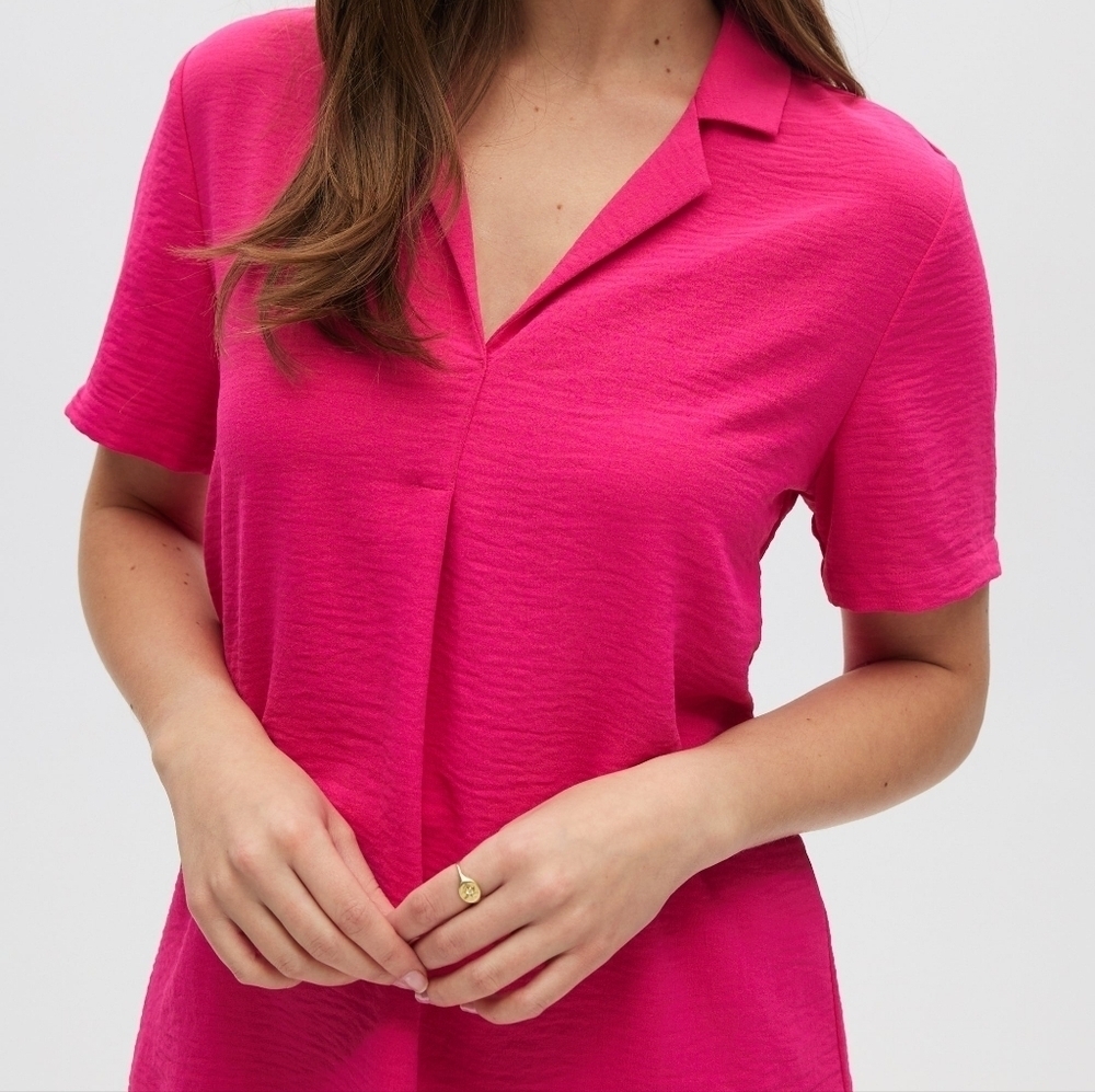NWT Hilary Radley Pink Classic Notch Airflow Shirt Polyester Size L